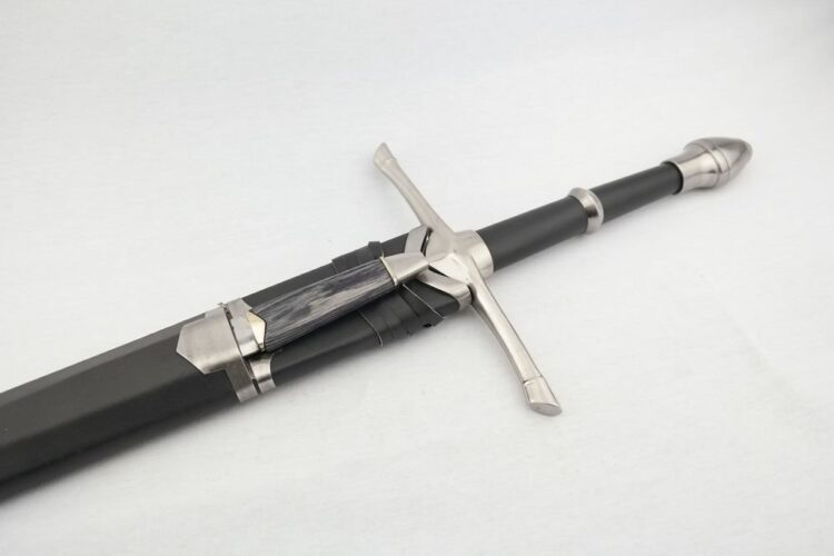 Aragorn's Strider Sword + Scabbard {Refined Edition} - Image 2