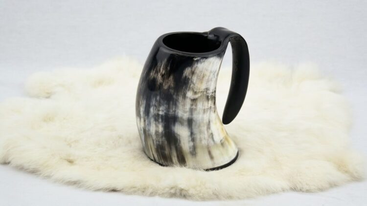 Genuine Natural Horn Drinking Tankard - Image 3