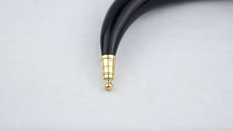 Genuine Natural Horn with Metal Fittings - Image 3