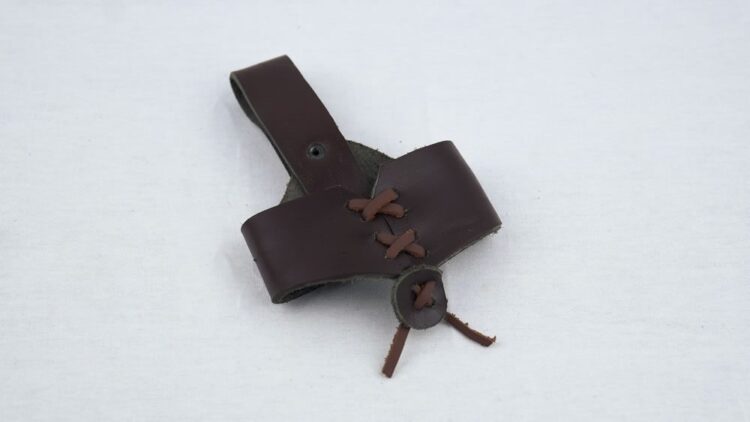 Leather Belt Frog For Drinking Horns - Image 4