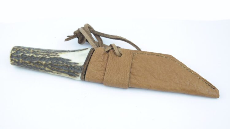 Small Scramsax, Stag Antler Handle, Damascus Blade - Image 2