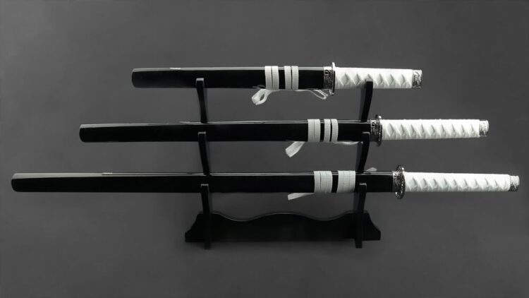 Dragon Set in Black and White - Image 2