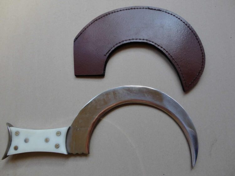 Druid Sickle Boline
