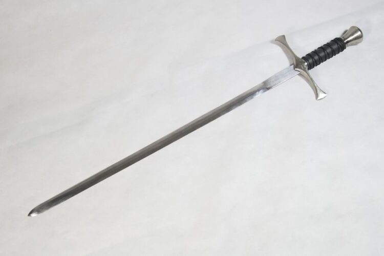 Arya Stark Needle Sword (Book) + Plaque - Image 3