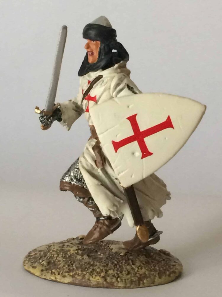 Pewter Crusader with Sword - Image 2