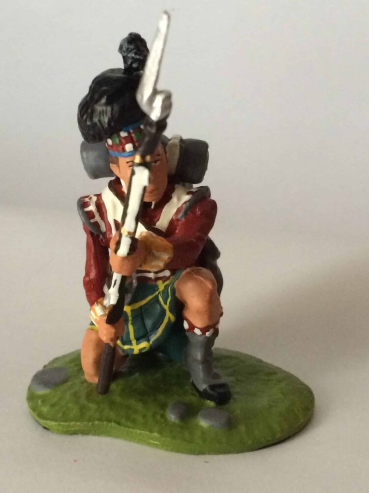 Pewter Gordon Highlander Kneeling