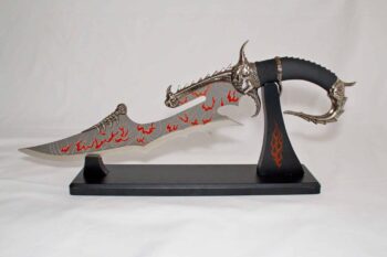 Skulls Fantasy Knife