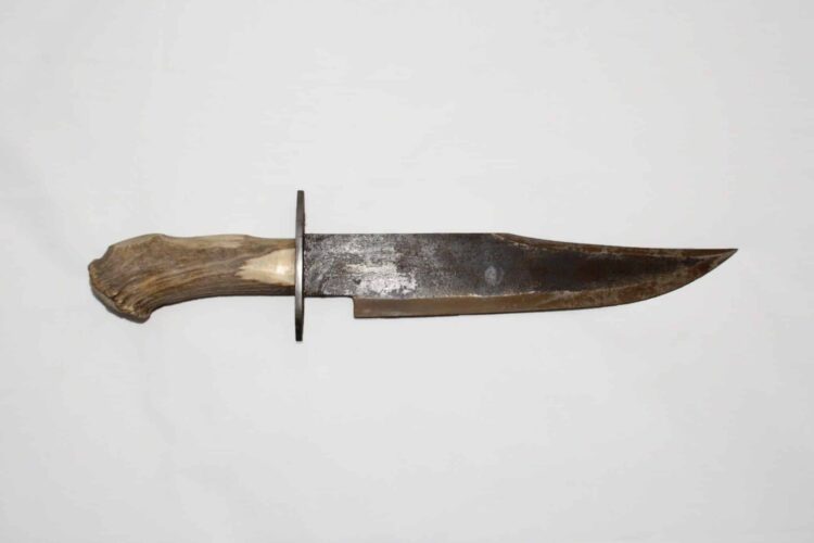 Handmade Stag Handle Bowie - Image 2