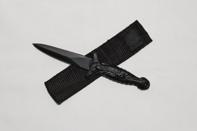 Spider Boot Knife