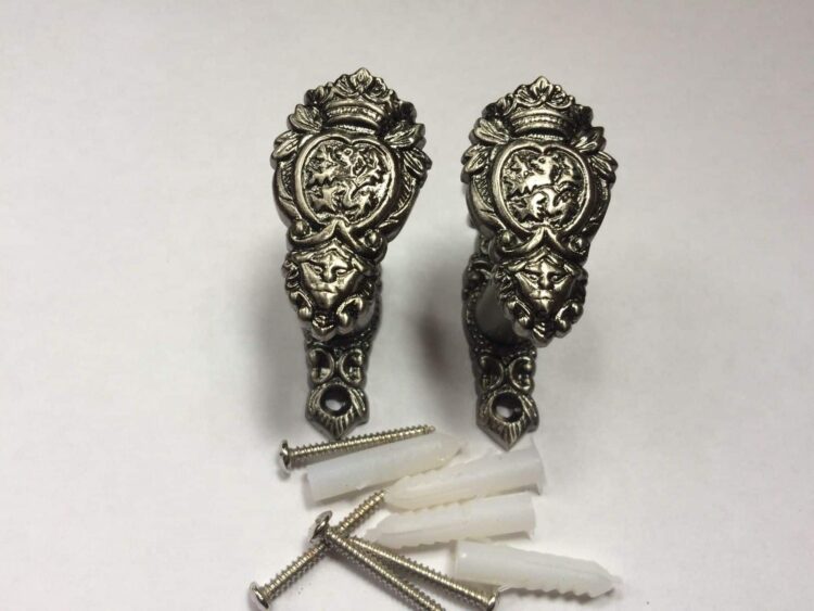 Sword Wall Brackets - Lion Rampant - Image 3