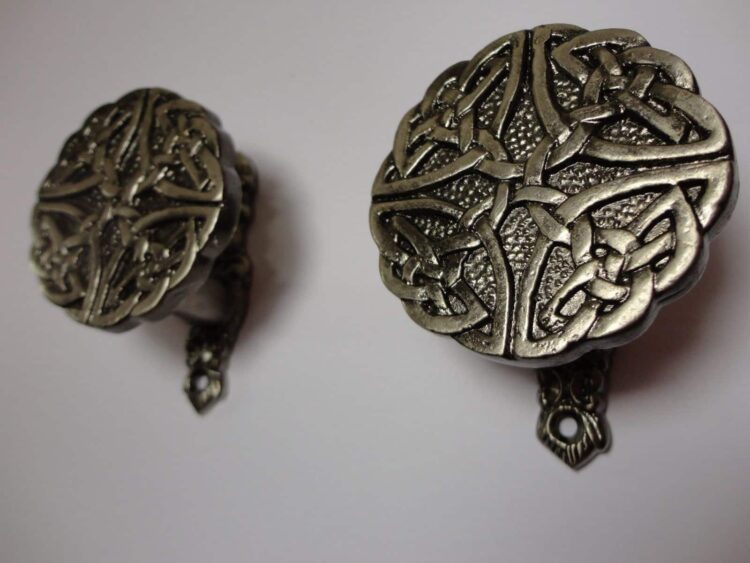 Sword Wall Mount Holder - Celtic Circle