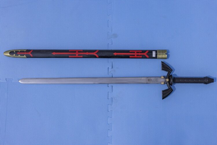 Black Zelda Sword + Sheath - Image 2