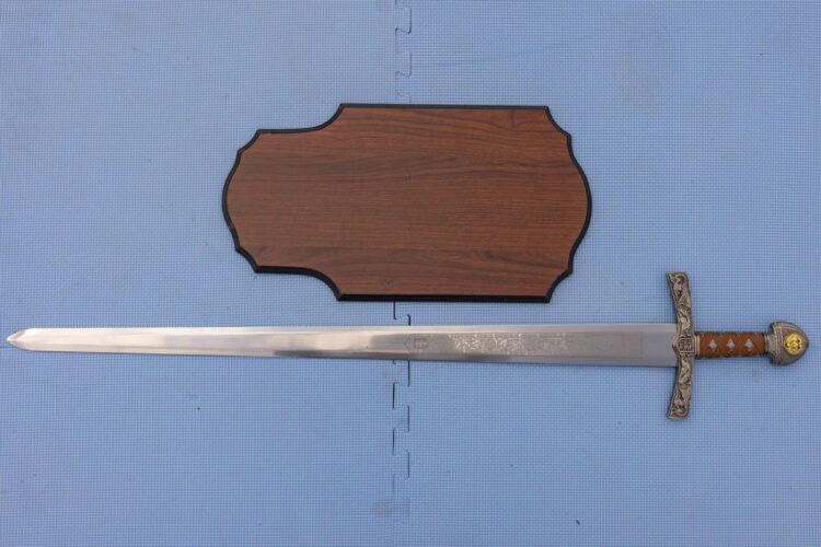 Richard the Lionheart Sword (Style 2) - Image 3