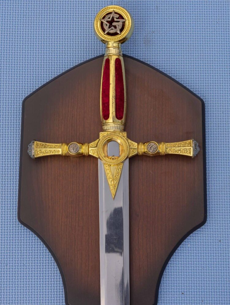 Masonic Sword with Pentagram (red)