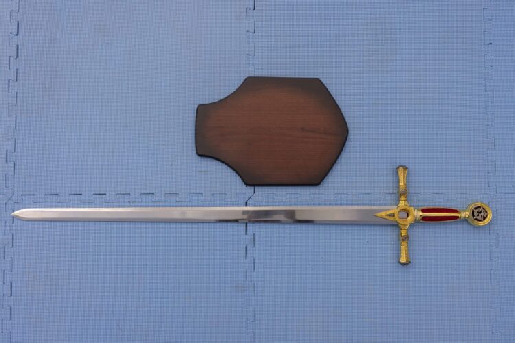 Masonic Sword with Pentagram (red) - Image 3
