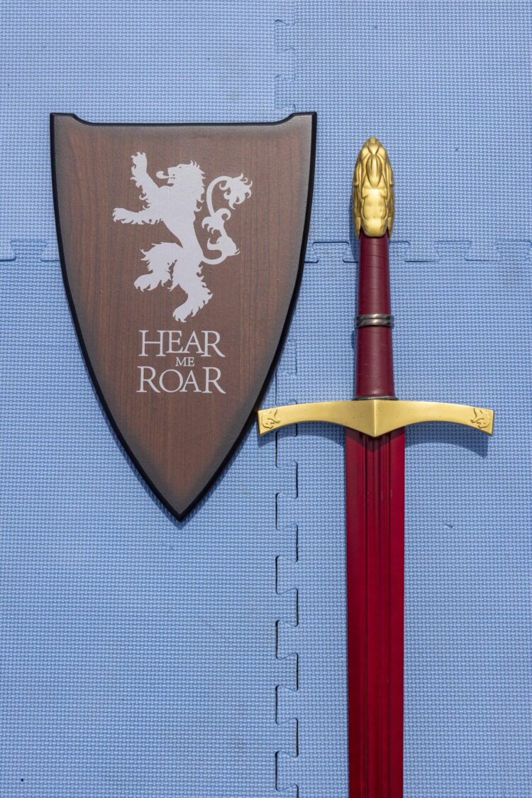 Red Oathkeeper Sword - Image 2